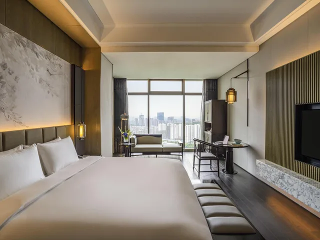 غرفة فاخرة بسرير كينج، Sofitel Hangzhou Yingguan Hotel 1/5