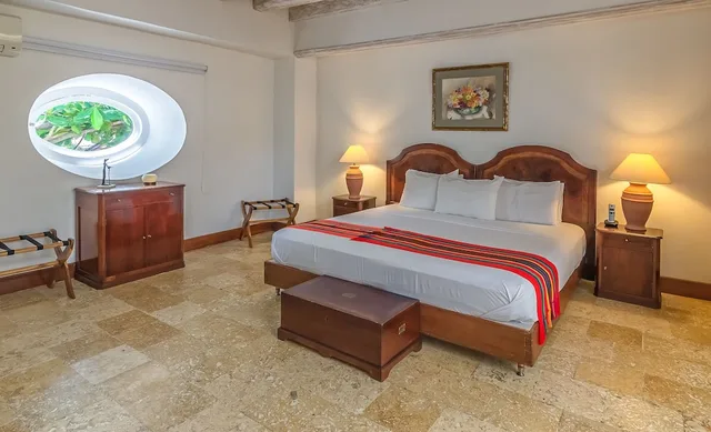 Executive, Suite, King Bed, Hotel Casa Pizarro 1/4