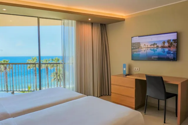 جناح بإطلالة على البحر، The Views Oasis 7/10