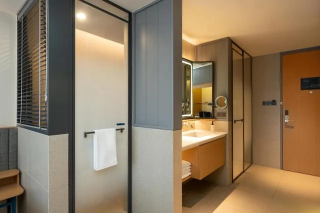 Deluxe, Twin Beds, City Side، Novotel Shanghai Hongqiao Gubei 3/6