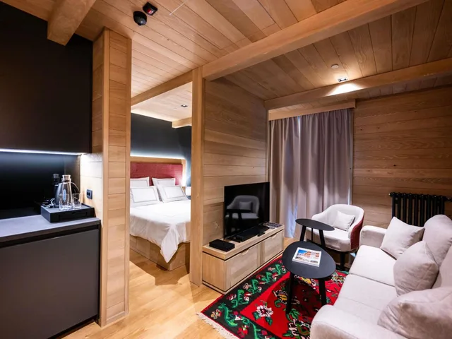 جناح بسرير كوين، Swissotel Resort Kolasin 3/4
