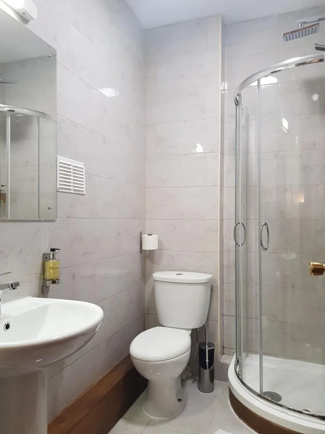 غرفة مفردة، CROSSHILL HOUSE 3/8