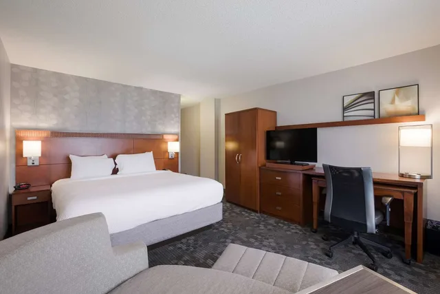 غرفة ديلوكس بسرير كينج مع أريكة، Sonesta Select Atlanta Midtown Georgia Tech 2/4