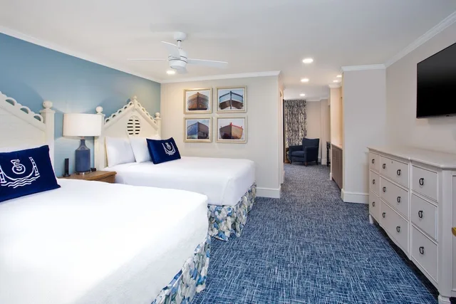 Summer, Deluxe, 2 Queen Beds, The Inn At Stonecliffe 1/2