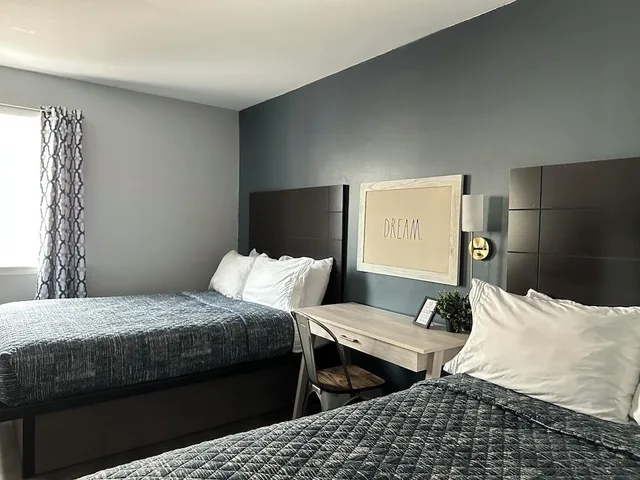 غرفة قياسية بسريرين مزدوجين، MainStay Inn 9/10