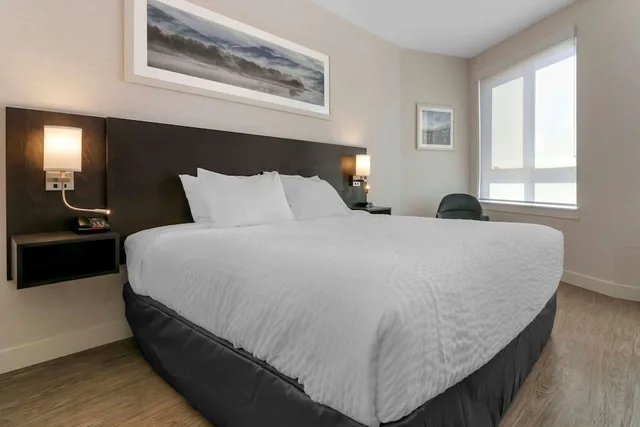 غرفة قياسية بسرير كينج، Quality Inn Nanaimo Downtown 4/10