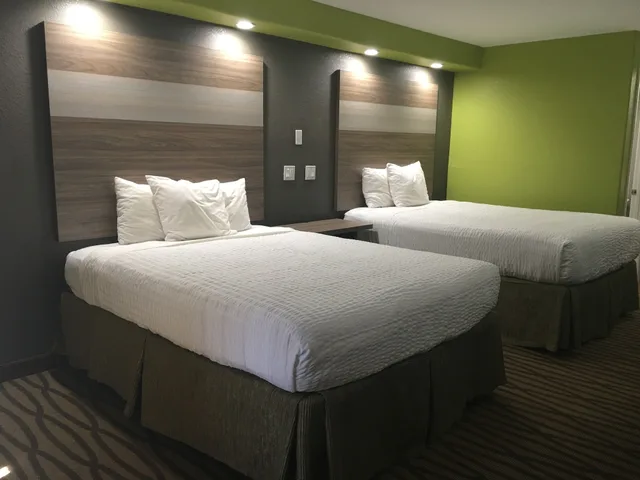 غرفة ديلوكس بسريرين كوين، Seabreeze Inn 3/6