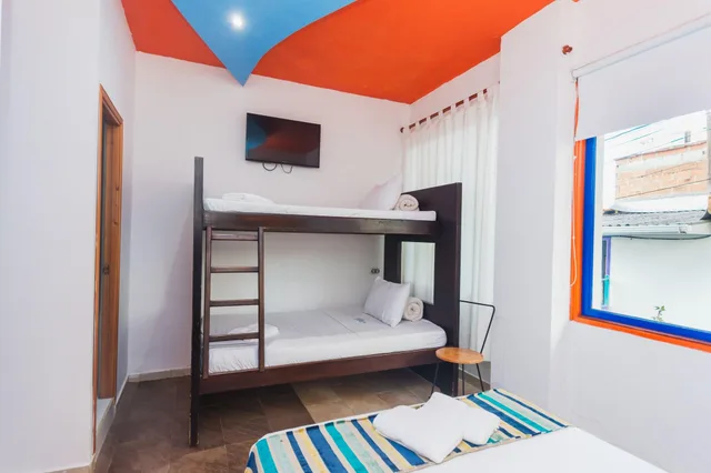 استوديو عائلي، Hotel Guatatur 4/4