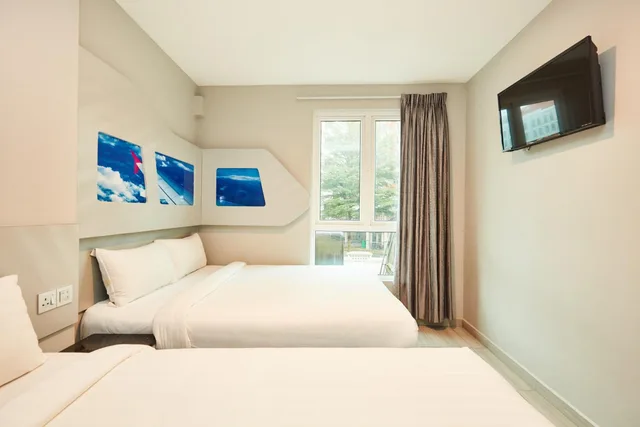 كابينة ثلاثية، ibis budget Singapore Selegie 4/10