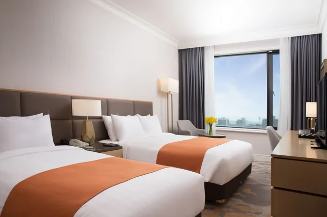 غرفة عائلية بسرير مزدوج وسرير فردي، Jeju Sun Hotel and Casino 1/3