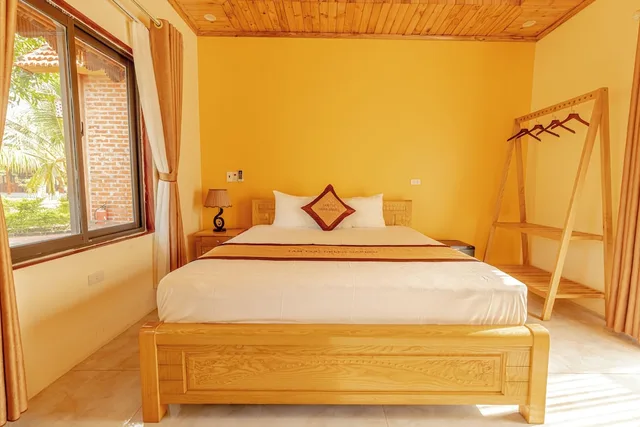 غرفة ديلوكس بسرير كينج، Tam Coc Green Garden Bungalow 1/5