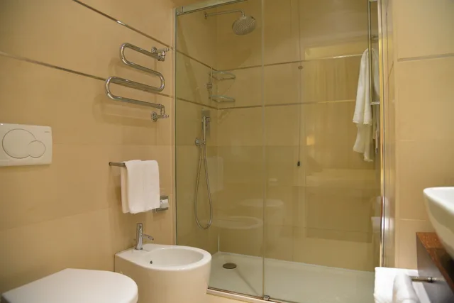 غرفة بسرير مزدوج، City Style Hotel La Favorita 4/6