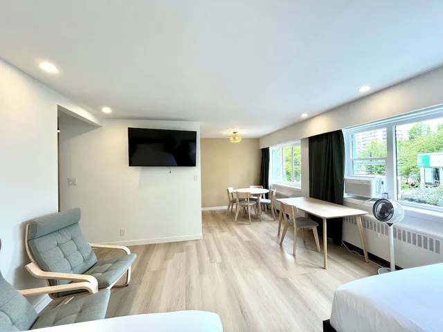 جناح بريميوم بغرفة نوم واحدة، English Bay Hotel 5/9