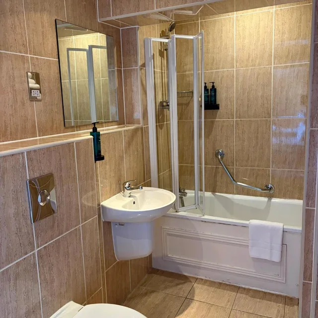 غرفة عائلية، THE PARK HOTEL LIVERPOOL 7/10