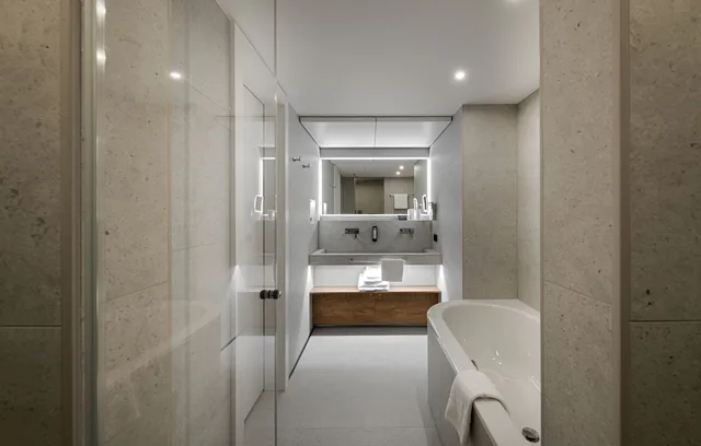 Design, Studio, Suite, King Bed، Hotel Vierjahreszeiten Iserlohn 3/6