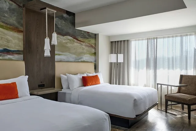 Room, King Bed, Balcony, Accessible, Marriott Meadowview Conference Resort Convention Center 2/10