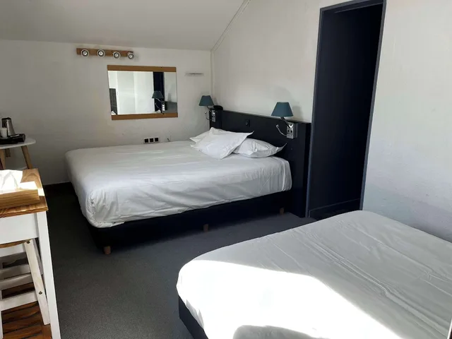 غرفة قياسية بسرير كوين مع أريكة، Sure Hotel by Best Western Annecy 2/6