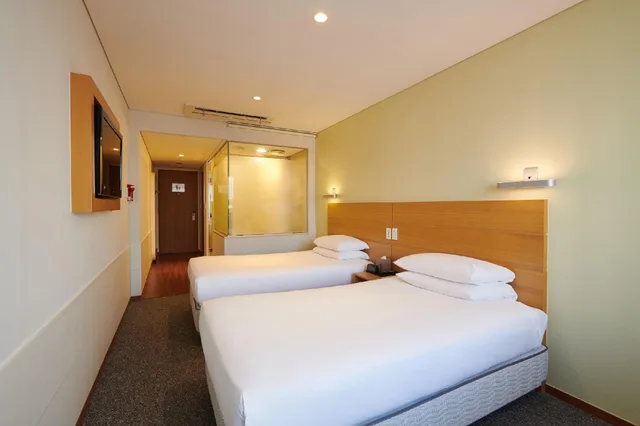 Standard, Twin Beds, with View, Nine Tree by Parnas Seoul Myeongdong 1 2/2