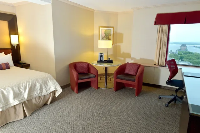 غرفة قياسية بسرير كوين، Le Concorde Hotel 3/4