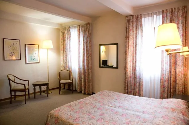 Borgo Antico Hotel، Arezzo 16/61