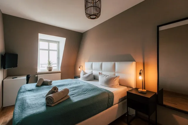 3 Rooms, Roof Top, Apartment, 1 Double and 2 Queen Beds, Terrace, Kitchen، Stadthaus By Hentschels Apartments 4/7
