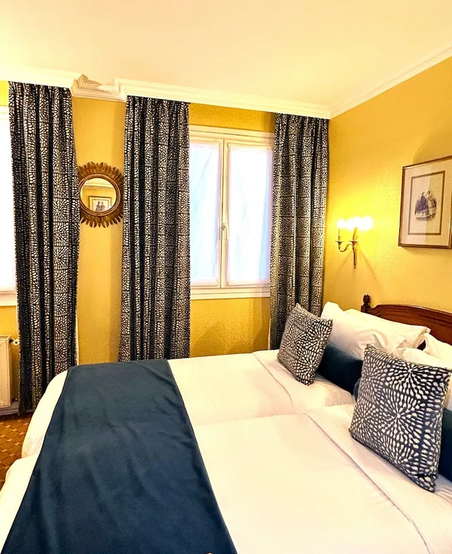 غرفة سوبيريور بسريرين منفصلين، HOTEL DE VARENNE 1/10