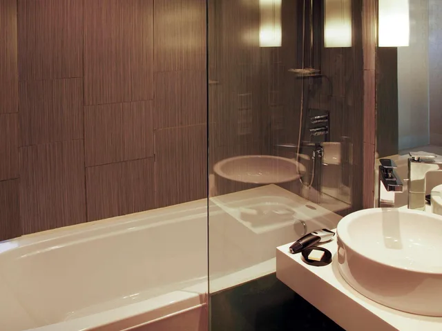 غرفة بسريرين كوين، Mercure Hanoi La Gare Hotel 6/6