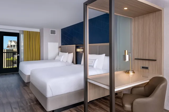 جناح استوديو بسريرين كوين بإطلالة جزئية على البحر، SpringHill Suites by Marriott San Diego Carlsbad 1/3