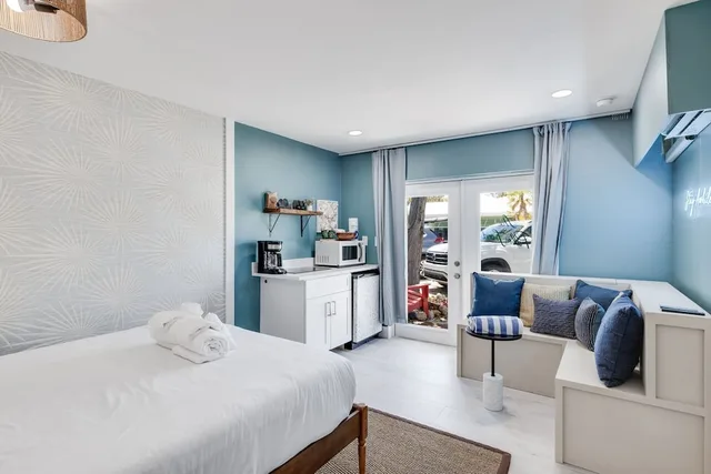 استوديو سوبيريور بسرير كوين، THE Palmview AND Sandpiper Inns 1/1