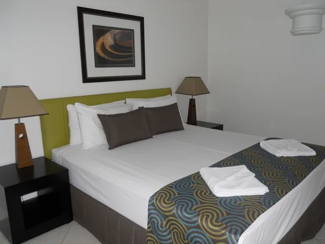 3 Bedrooms, Twin Beds, 2 King Beds, Beach View, Beachview Apartments at Villa Paradiso 1/6