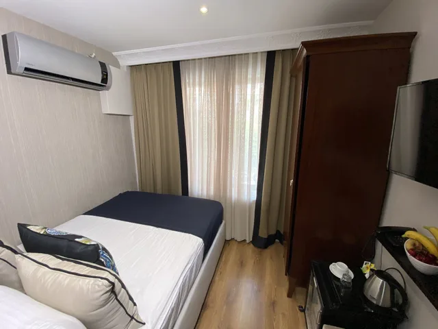 Deluxe, Single, Four Doors Hotel 4/5