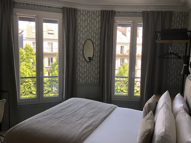 غرفة كلاسيكية بسرير كوين، Hotel Avama Prony 1/8
