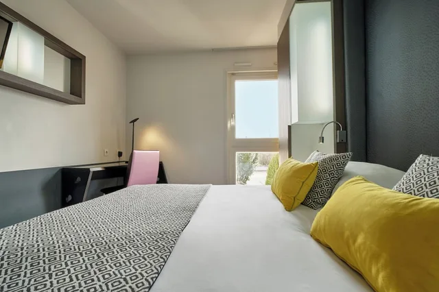 غرفة مفردة بسرير فردي، Hotel Restaurant Crystal 1/4