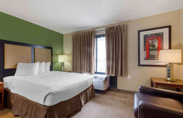 Studio, Queen Bed, Extended Stay America - El Paso - West 1/4
