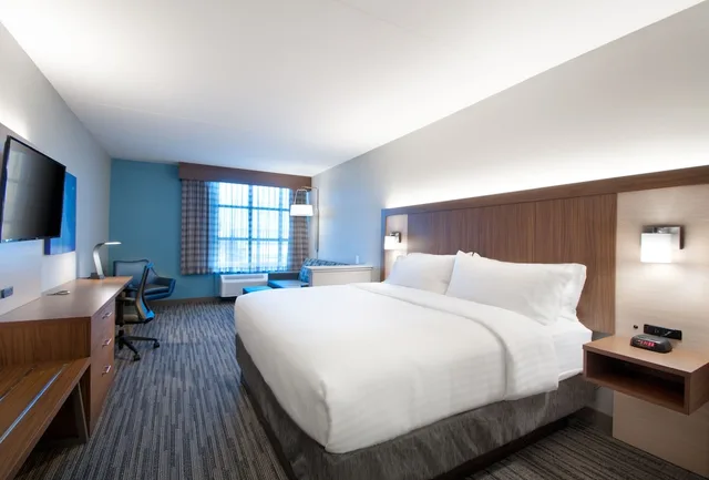 غرفة قياسية بسرير كوين، Holiday Inn Express Quantico - Stafford 1/3
