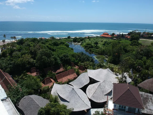 غرفة ديلوكس بشرفة، ZIN Canggu Resort & Villas 1/1