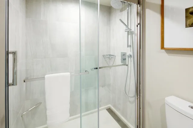 غرفة كلوب بسريرين مزدوجين، Le Centre Sheraton 5/8