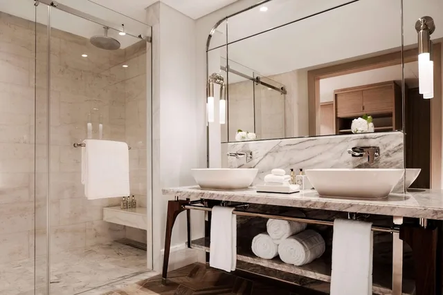 Junior Suite, King Bed, Beach Front, Balcony، One&Only Le Saint Geran 3/6