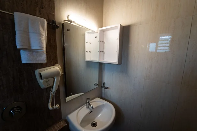 غرفة ديلوكس بسرير كينج بشرفة، Hotel Casa Ahaana 5/5
