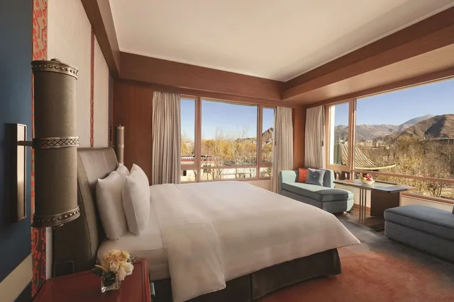 غرفة بريميير بسرير كينج، Shangri-La Lhasa 2/3