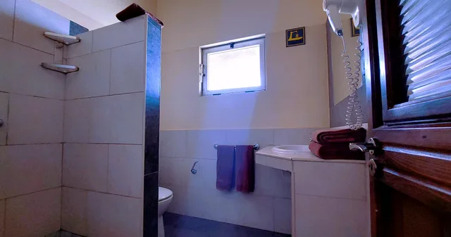 غرفة قياسية ثلاثية، Porta Do Vento 2/2