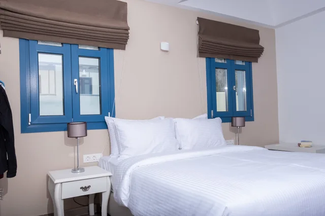 جناح ديلوكس بسرير كوين بجاكوزي، Tristhenia Hotel 2/4