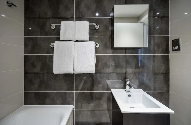 غرفة بريميوم بسرير مزدوج، Holiday Inn London - Kensington High St. by IHG 4/6