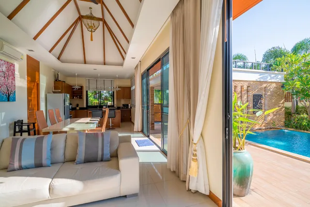 Pool, 5 Bedrooms, Luxury, Villa، Rawai Vip Villas Kids Park And Spa 1/2
