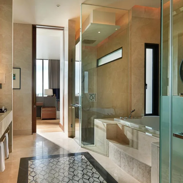 4 Bedrooms, Hilltop, Cliff, Suite, King Bed, Ocean View, Butler, Private Infinity Pool، V Villas Phuket - MGallery 7/9