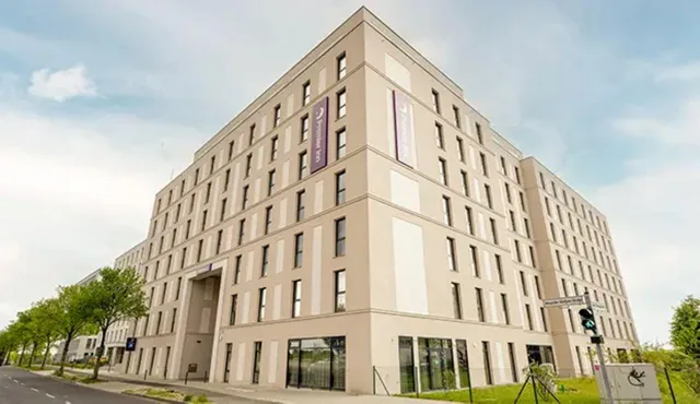 غرفة تُحدَّد عند الوصول، Premier Inn Berlin Airport 1/1