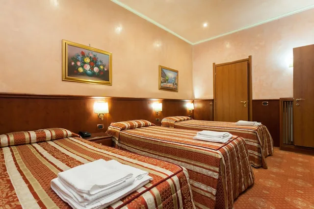 Classic, Triple, 1 Queen and 1 Single Bed, Hotel Fiorella 2/4