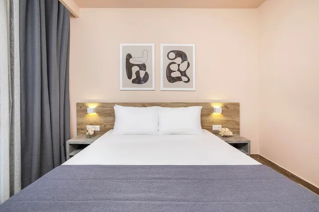 جناح عائلي بسريرين كوين بغرفتي نوم مع أريكة، Hotel Vozina 9/10