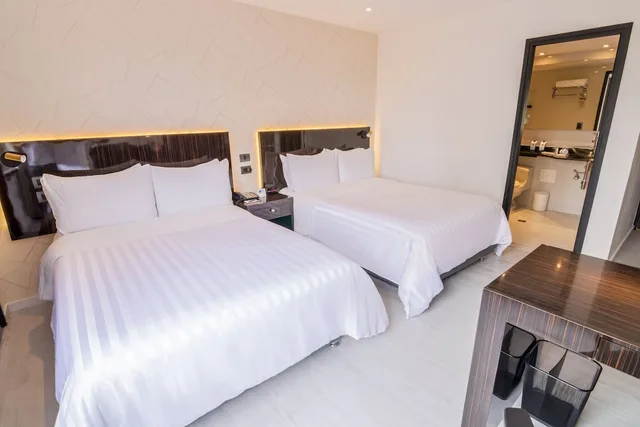 غرفة كلاسيكية بسريرين مزدوجين، GHL Hotel Porton Medellin 2/10