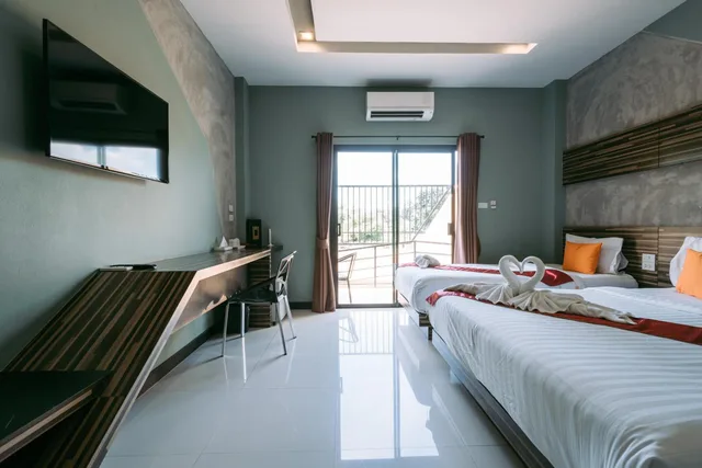 غرفة عائلية بسرير كينج وسرير فردي، Ray Hotel 2/2